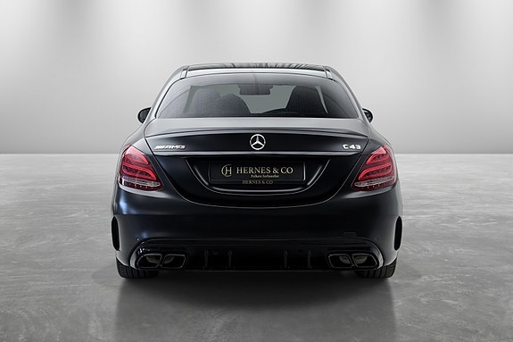 Mercedes-Benz C43 7 of 30