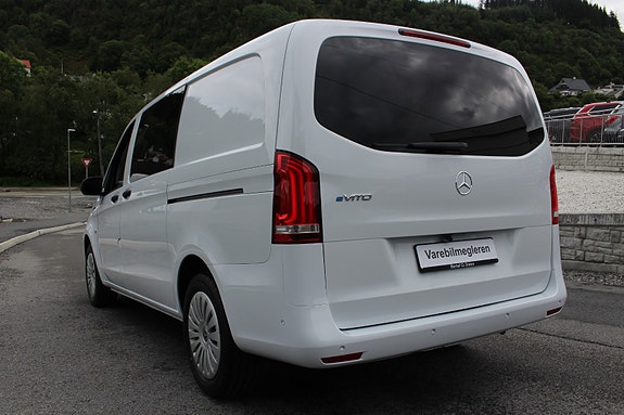 Mercedes-Benz Vito 4 of 21