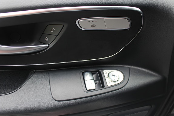 Mercedes-Benz Vito 12 of 21