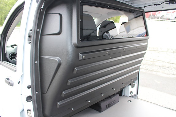 Mercedes-Benz Vito 10 of 21
