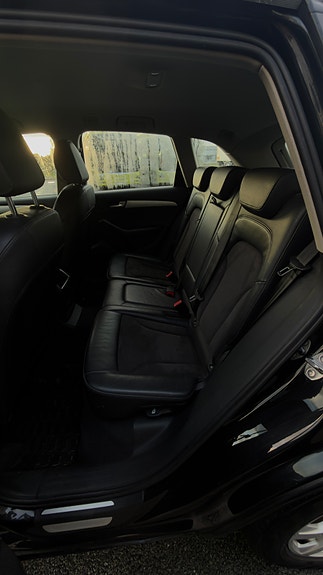 Audi Q5 7 of 12