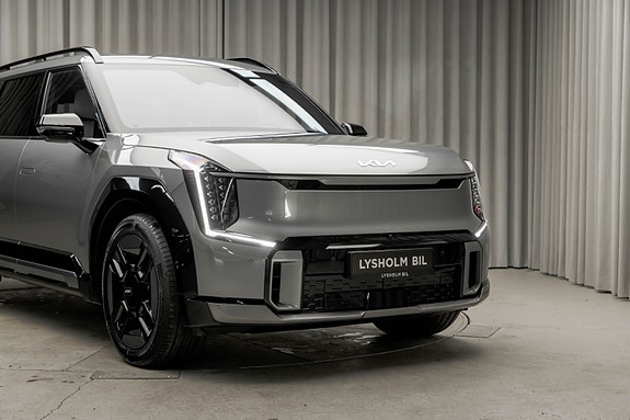Kia EV9 3 of 30
