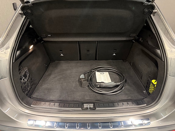 Mercedes-Benz EQA250 29 of 30