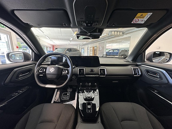 Suzuki eVitara 9 of 9