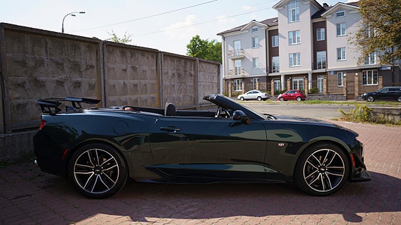 Chevrolet Camaro 8 of 15