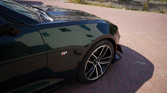 Chevrolet Camaro 7 of 15