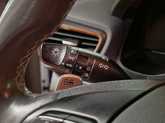 Hyundai IONIQ 18 of 30