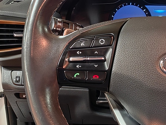 Hyundai IONIQ 20 of 30