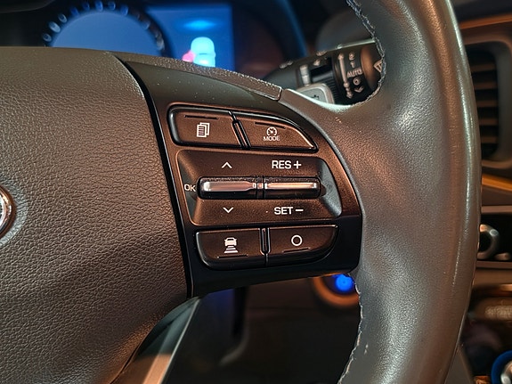 Hyundai IONIQ 21 of 30