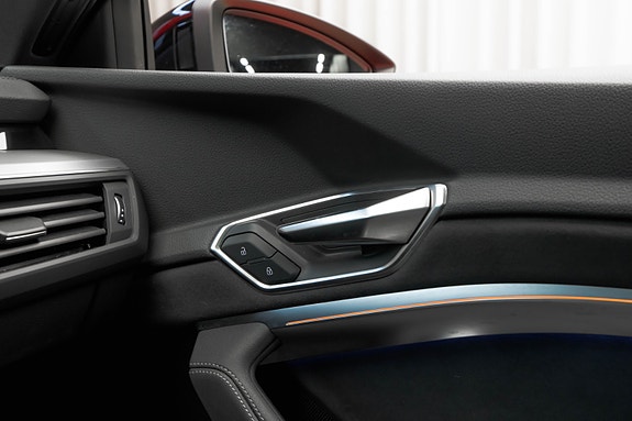 Audi Q8 e-tron 27 of 30