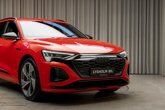 Audi Q8 e-tron 3 of 30
