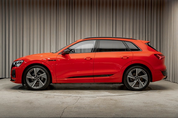 Audi Q8 e-tron 9 of 30
