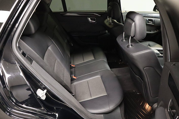 Mercedes-Benz E200 20 of 30
