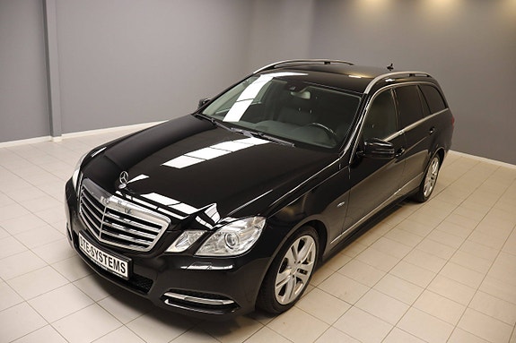 Mercedes-Benz E200 17 of 30