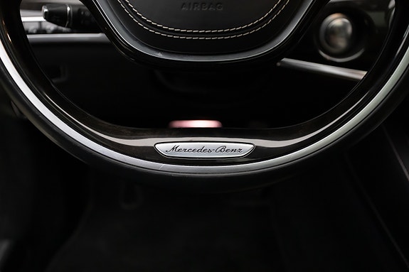 Mercedes-Benz S500 27 of 30