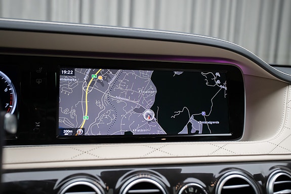 Mercedes-Benz S500 22 of 30