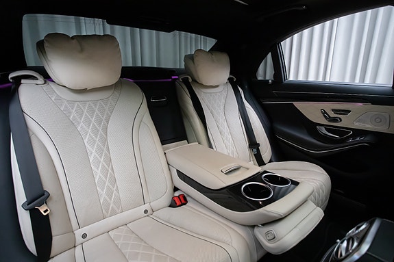 Mercedes-Benz S500 14 of 30