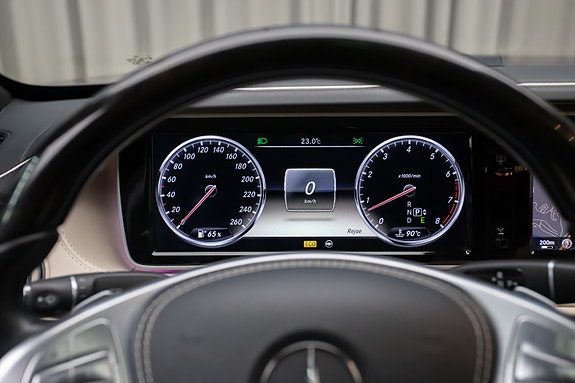 Mercedes-Benz S500 30 of 30