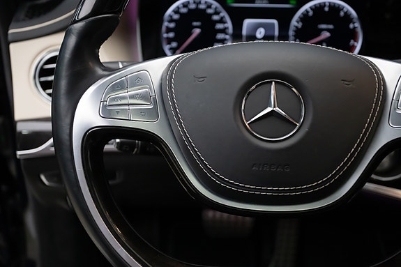 Mercedes-Benz S500 29 of 30