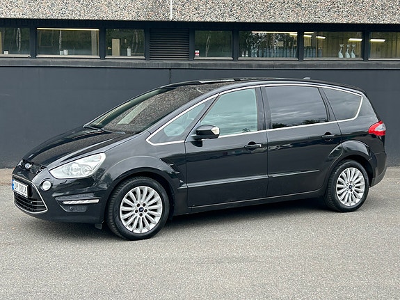 Ford S-MAX 4 of 30