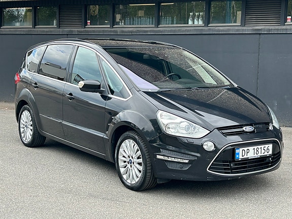 Ford S-MAX 14 of 30