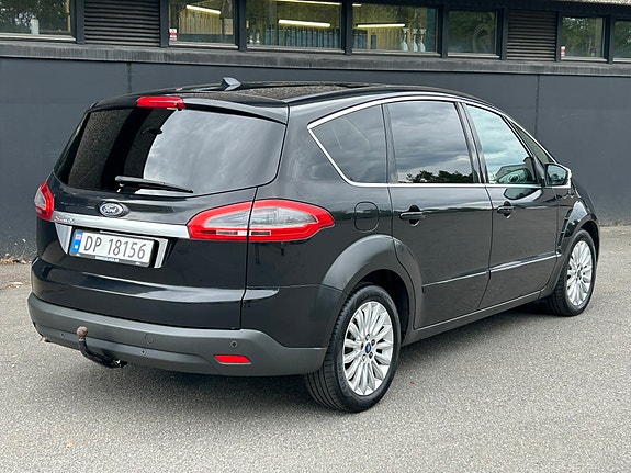 Ford S-MAX 23 of 30