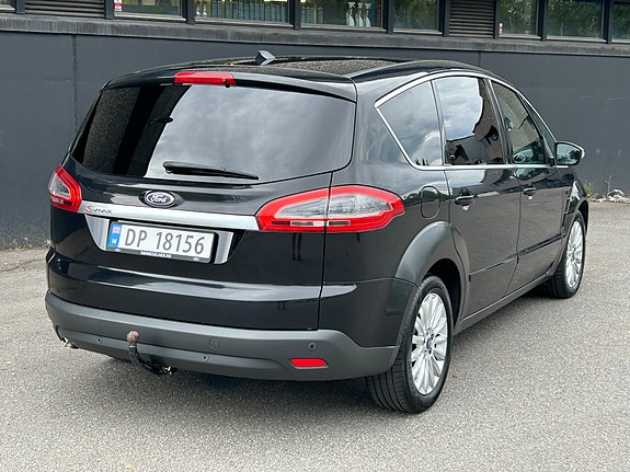 Ford S-MAX 24 of 30