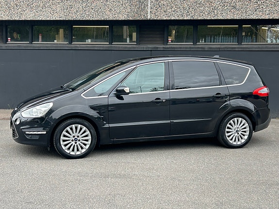 Ford S-MAX 5 of 30