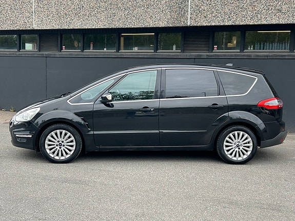 Ford S-MAX 6 of 30