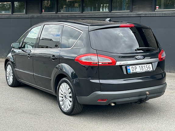 Ford S-MAX 11 of 30