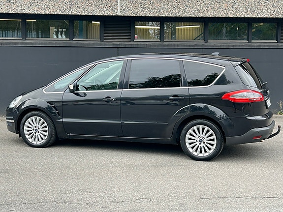 Ford S-MAX 8 of 30