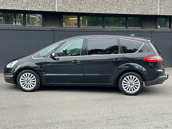 Ford S-MAX 7 of 30