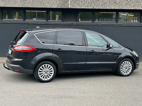 Ford S-MAX 21 of 30