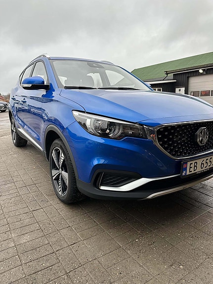 MG ZS EV 2 of 11