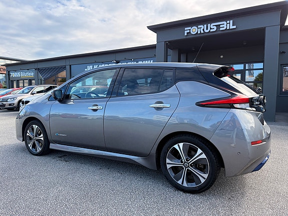 Nissan Leaf 2 of 30