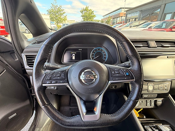 Nissan Leaf 19 of 30