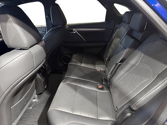 Lexus RX450h 7 of 23