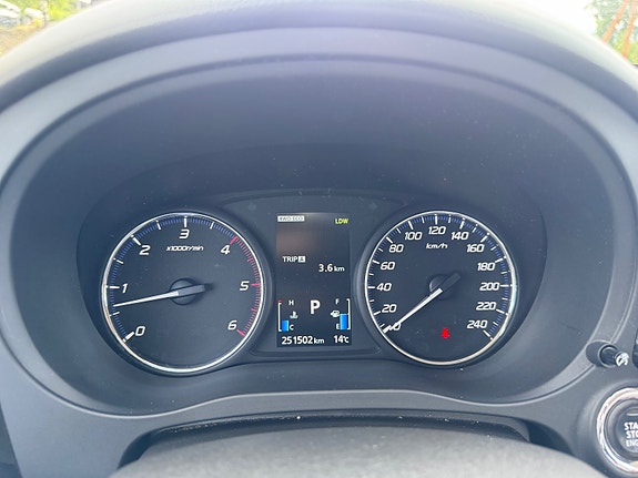 Mitsubishi Outlander 18 of 25