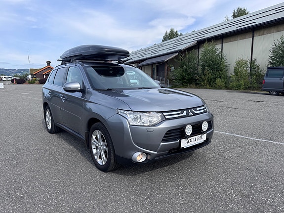 Mitsubishi Outlander 2 of 25
