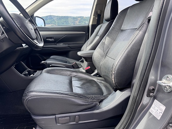 Mitsubishi Outlander 14 of 25
