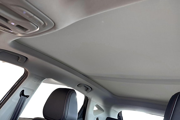 MG ZS EV 16 of 24