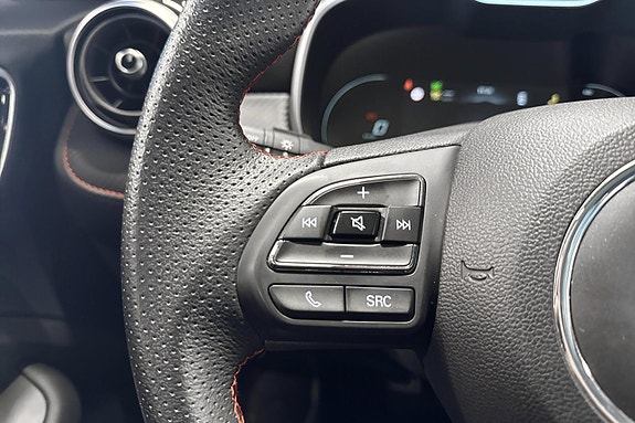 MG ZS EV 20 of 24