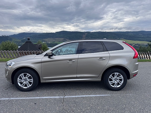 Volvo XC60 4 of 21