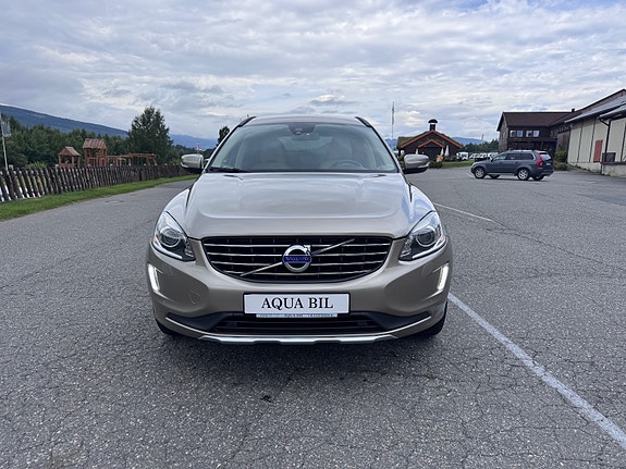 Volvo XC60 3 of 21