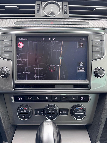 Volkswagen Passat Alltrack 23 of 24