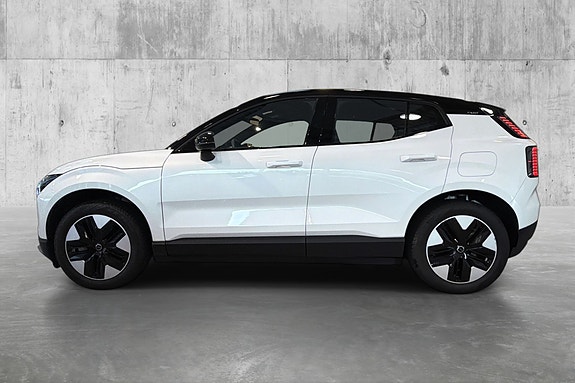 Volvo EX30 8 of 25