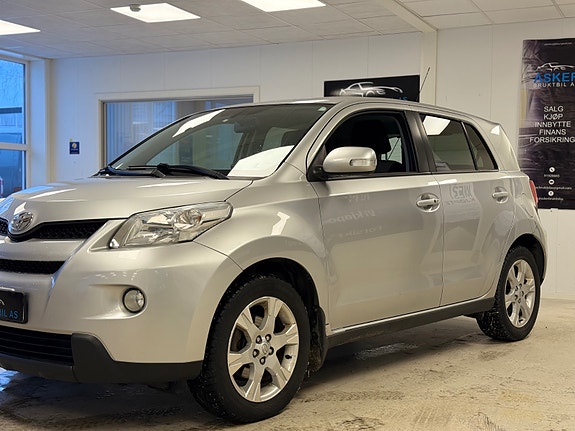 Toyota Urban Cruiser 6 of 30