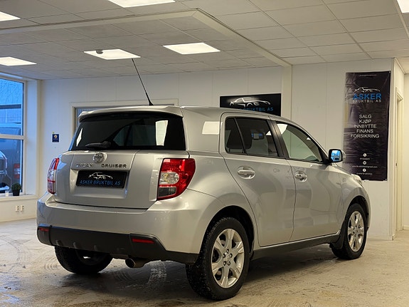 Toyota Urban Cruiser 14 of 30