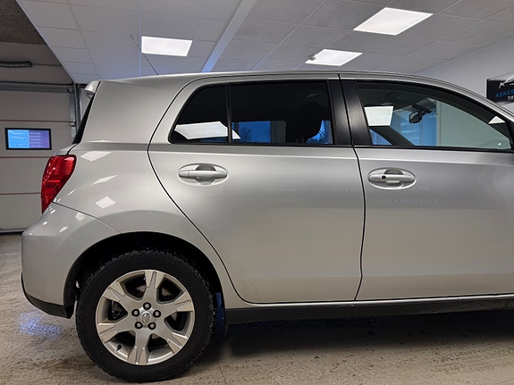 Toyota Urban Cruiser 17 of 30