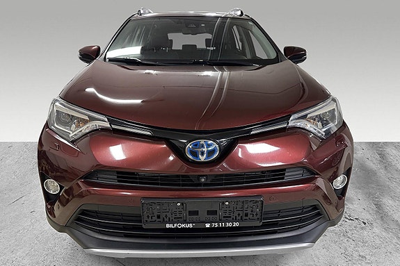 Toyota RAV4 16 of 16